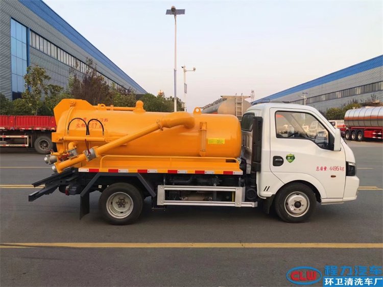 东风途逸2方地库吸污车